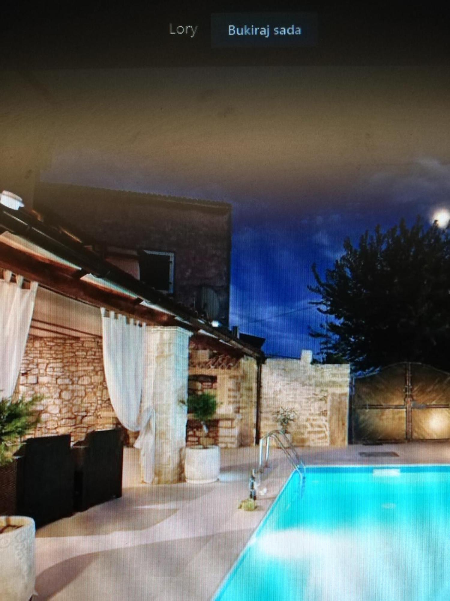 Lory Villa Sveti Lovreč Pazenatički Buitenkant foto